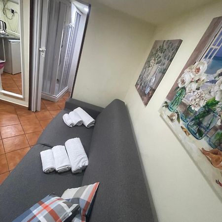 Centro Storico Casa Mari' Appartement Napels Buitenkant foto