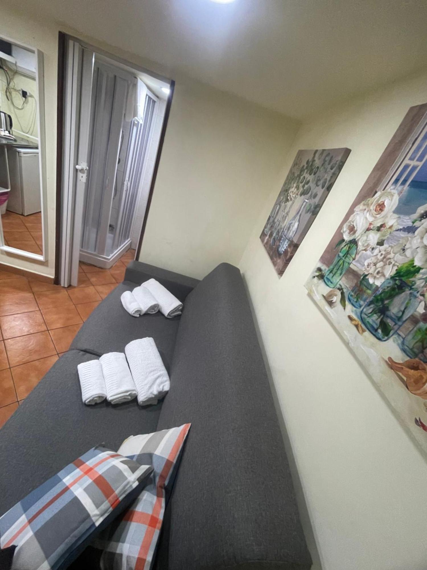 Centro Storico Casa Mari' Appartement Napels Buitenkant foto