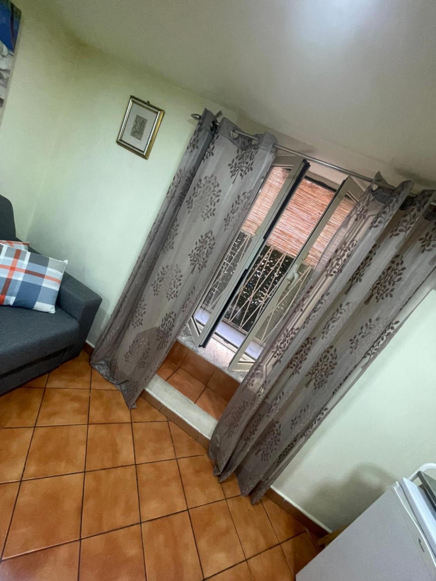 Centro Storico Casa Mari' Appartement Napels Buitenkant foto